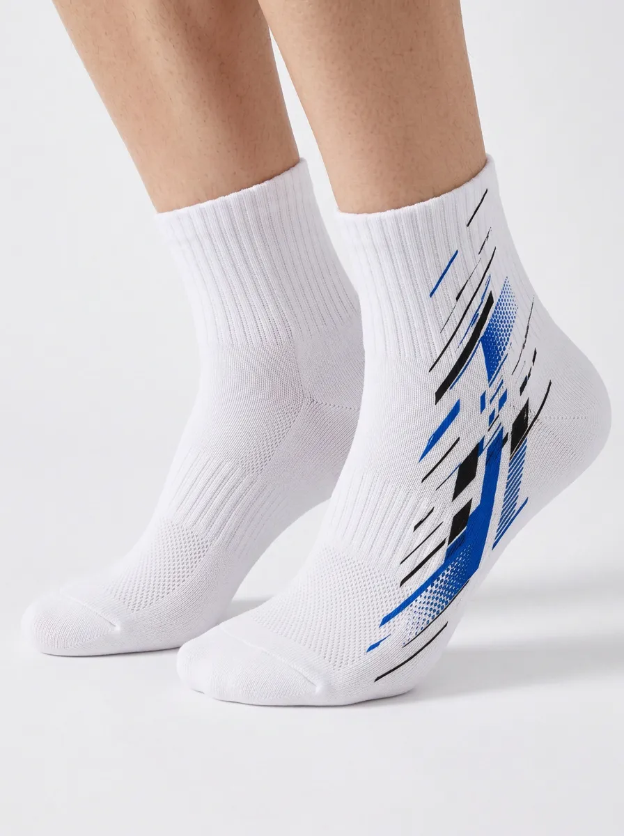 White Fresh Geometric Graphic Active Low-Cut Socks