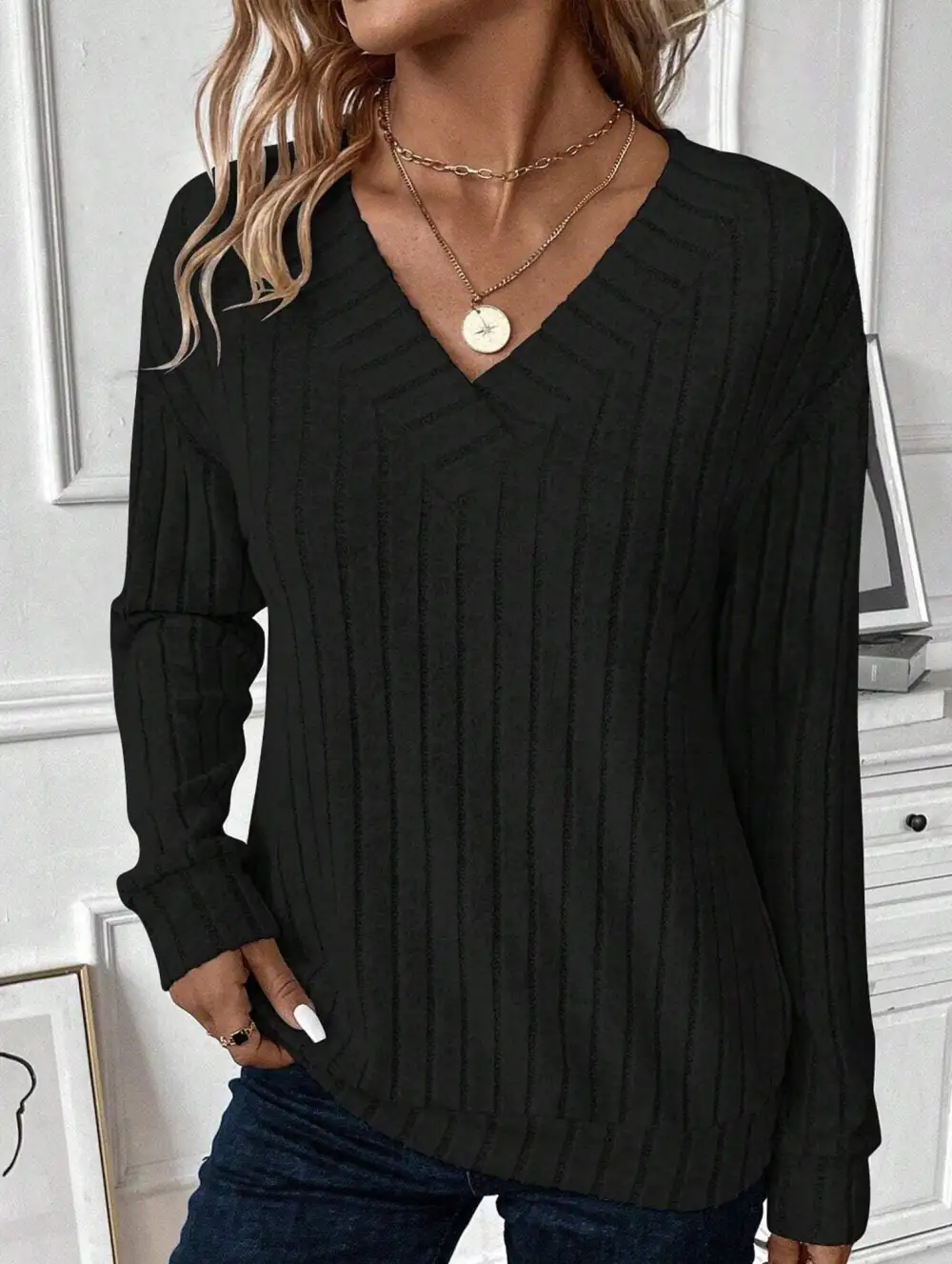 V-Neck Knit Long Sleeve Top