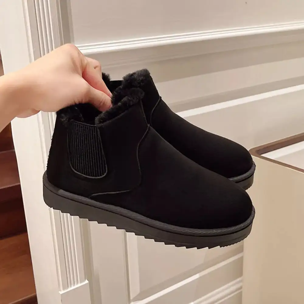 Textured Round Toe Platform Boots