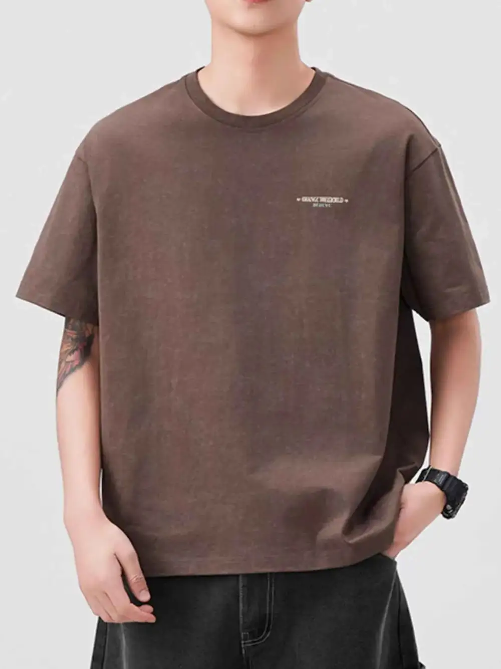 Lightweight Round Neck Short Sleeve T-Shirt