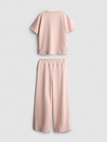 7-15yrs | T-Shirt and Joggers Set detail 1