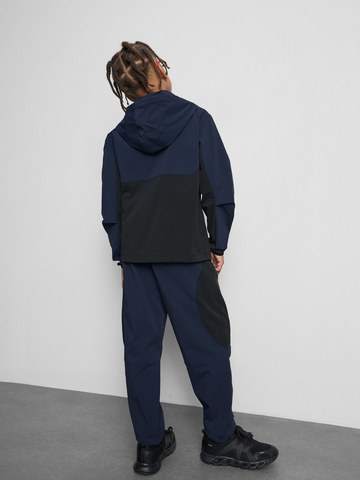 7-15yrs | Active Zip-Up Jacket detail 1
