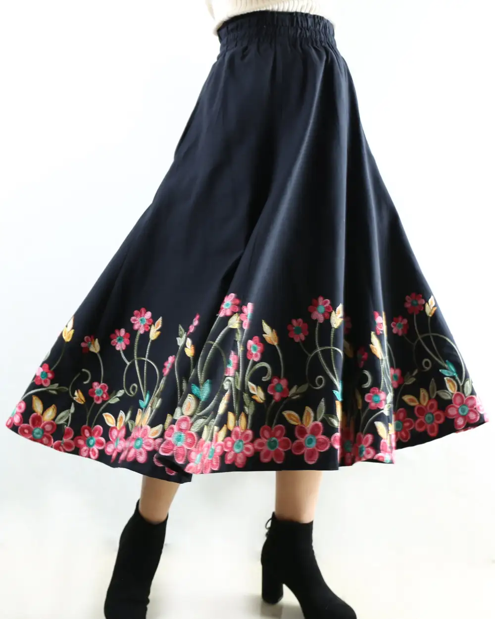 Embroidered Linen Maxi Skirt