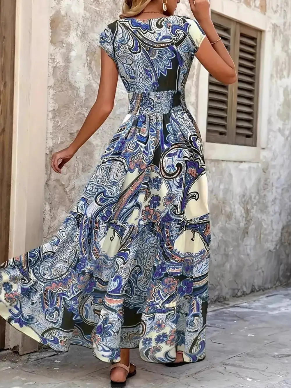 Gathered Detail Floral V Neck Maxi Dress