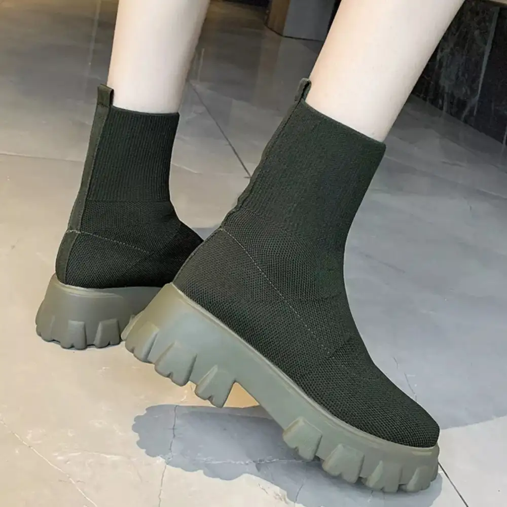 Round Toe Block Heels Boots