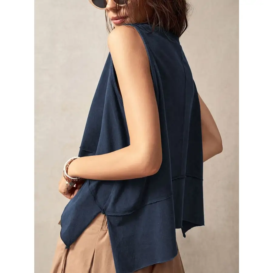 Exposed Seam Side Slit Round Neck Tank
