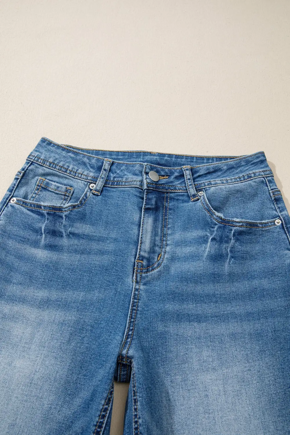 Refined Relaxed Washed Pocketed Straight Leg Jeans