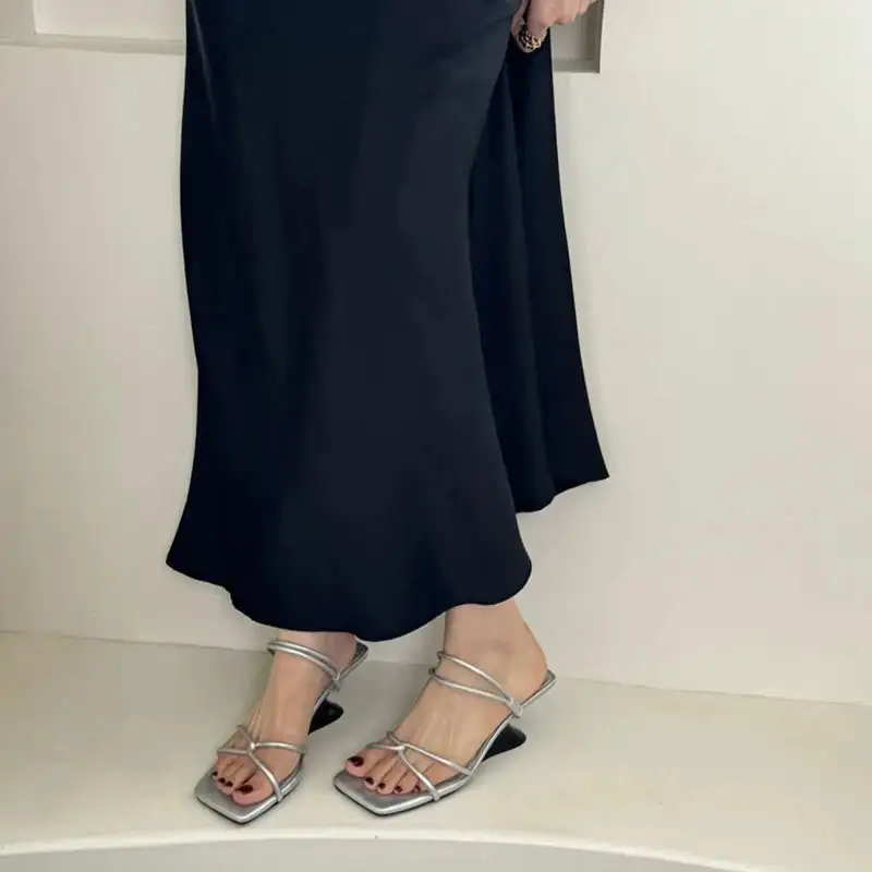 Open-Toe Block-Heel Heeled Sandals