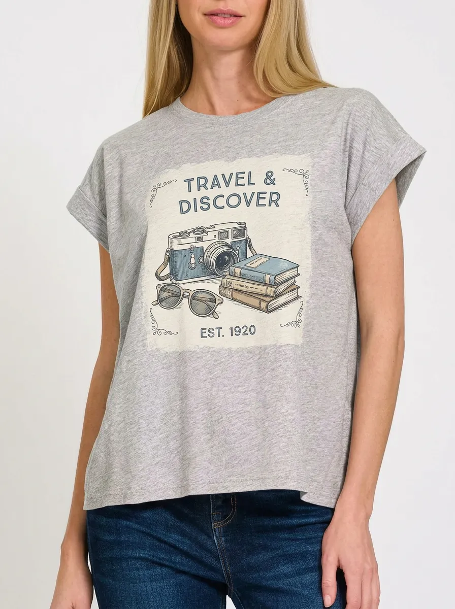 Women's Travel Camera Books Sunglasses Graphic T-Shirt