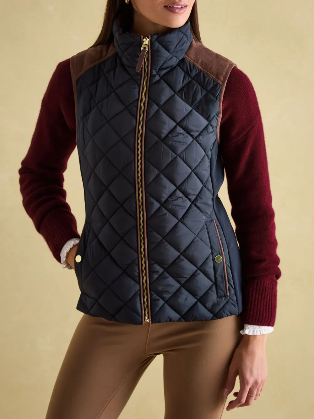Luxe Navy Showerproof Diamond Quilted Gilet
