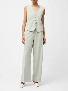 Exquisitely Cut V-Neck Fashionable Business Vest
