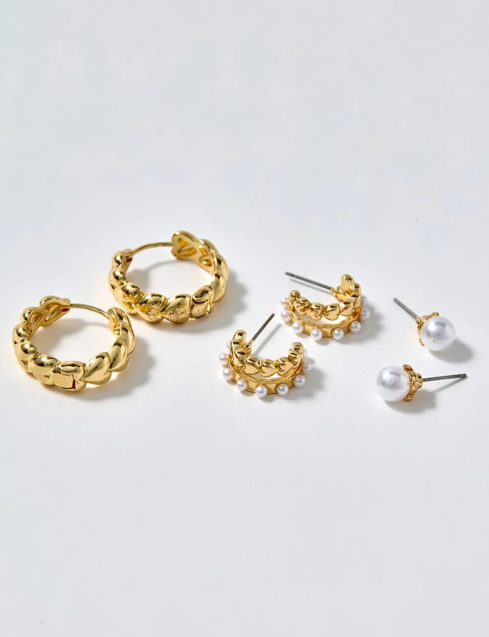 Fashionable And Elegant Pearl Inlaid Three-Piece Earrings