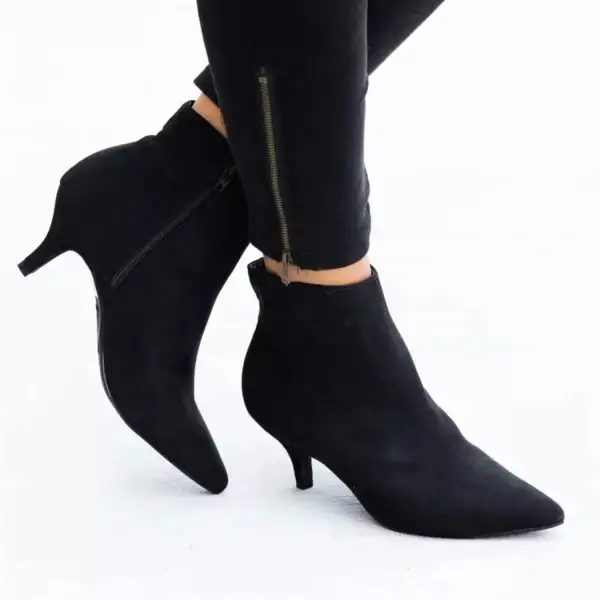 Refined Pointed Toe Kitten Heel Boots