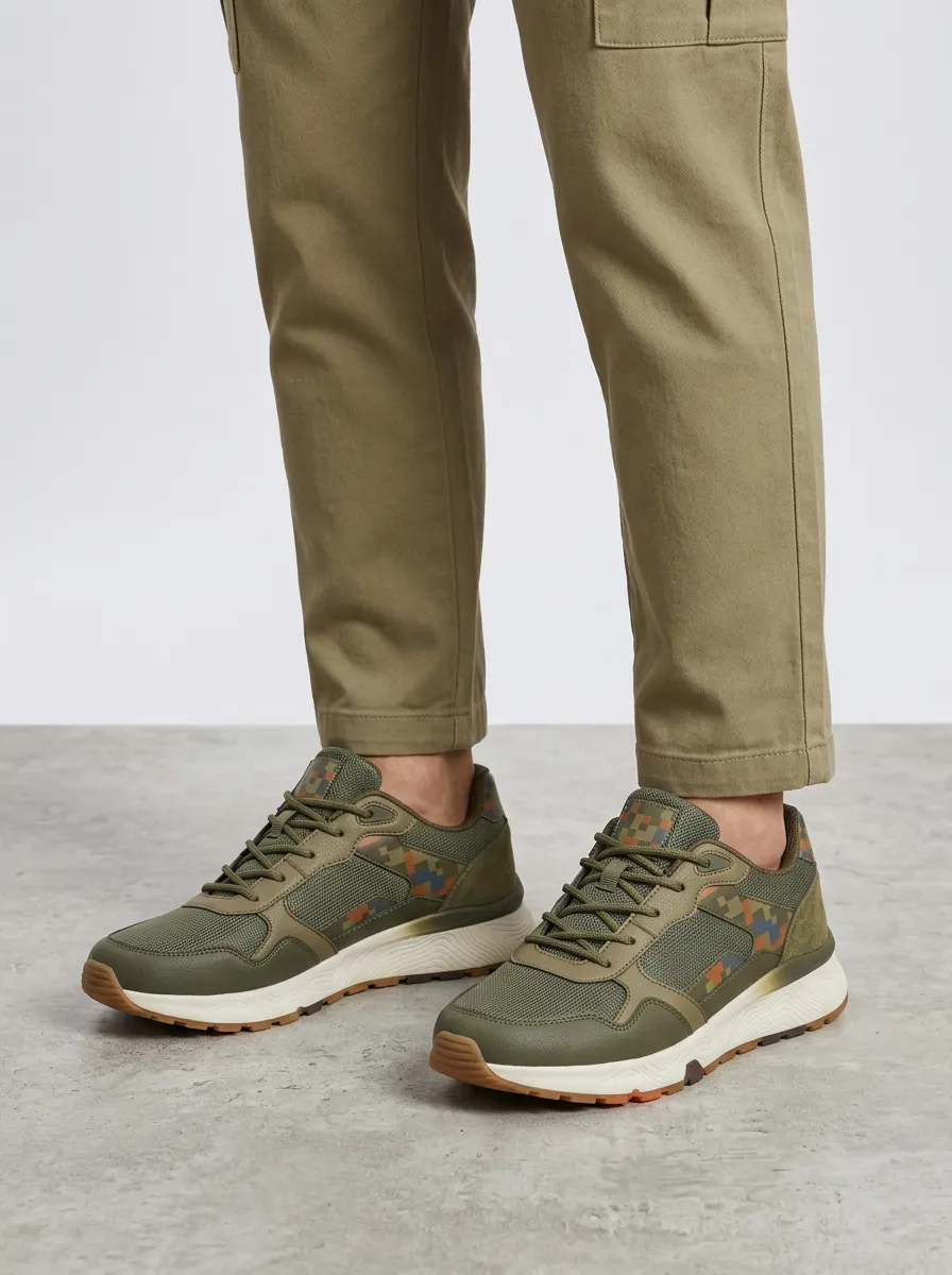 Men's Pixel Camo Pattern Printed Sneakers Everyday Design