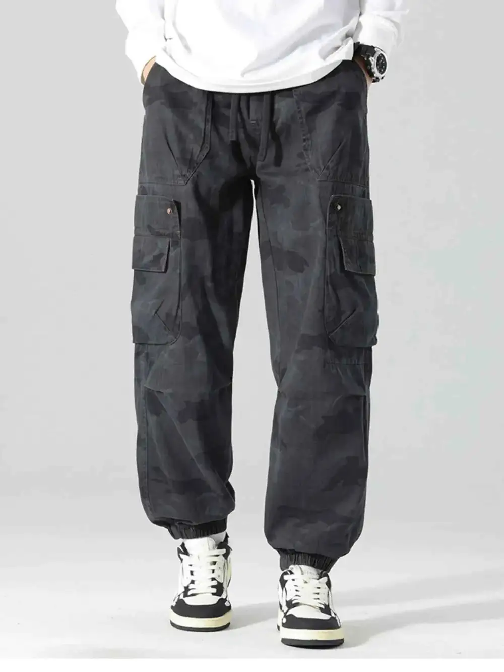 Camouflage Cargo Pants with Multi-Pocket