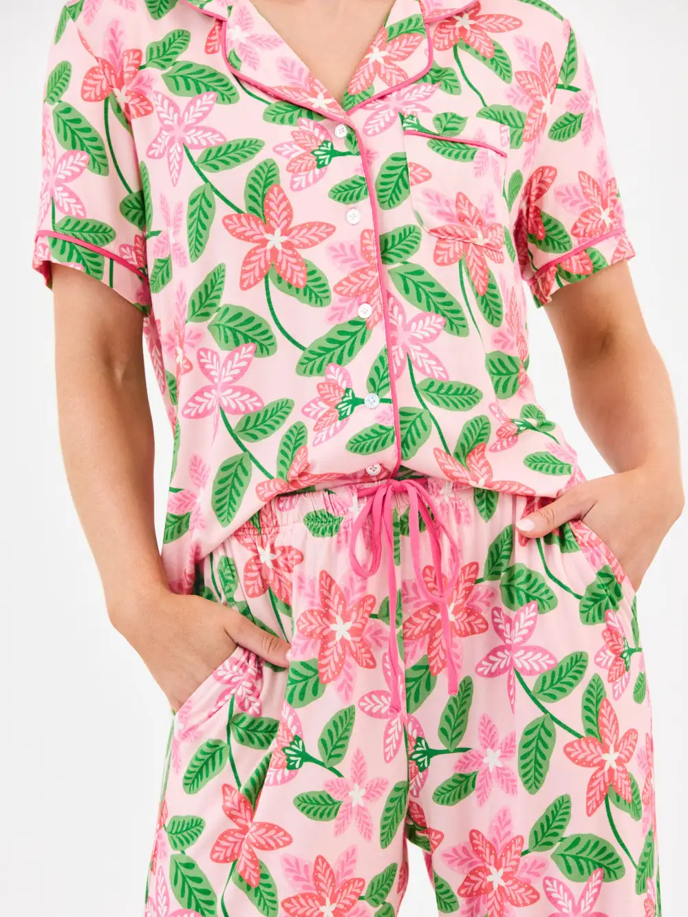 Many Flowers Comfortable Everyday Pajama Set