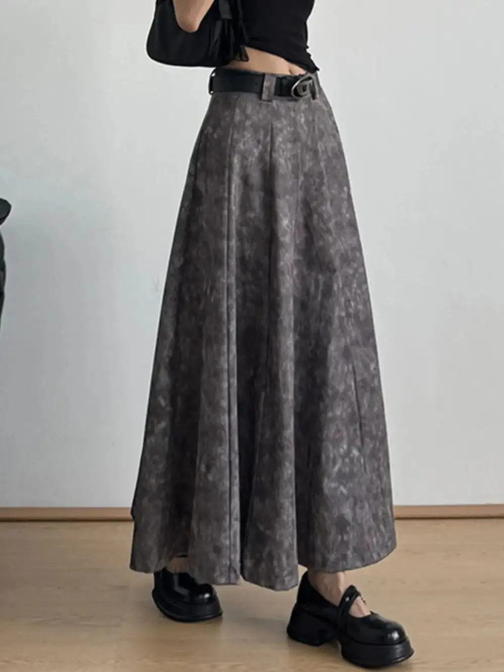 Wearable Line Skirt