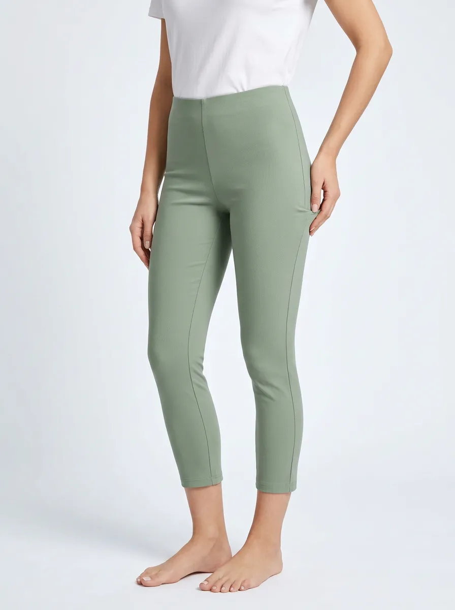 Leisure Mid-Rise Stretch Pants