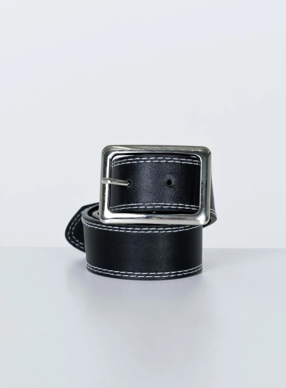 Chic Contrast Stitch Belt