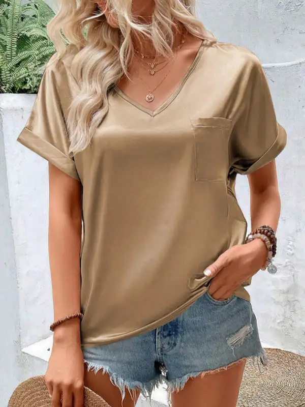 Relaxed Short Sleeve Pocket Detail V-Neck T-Shirt