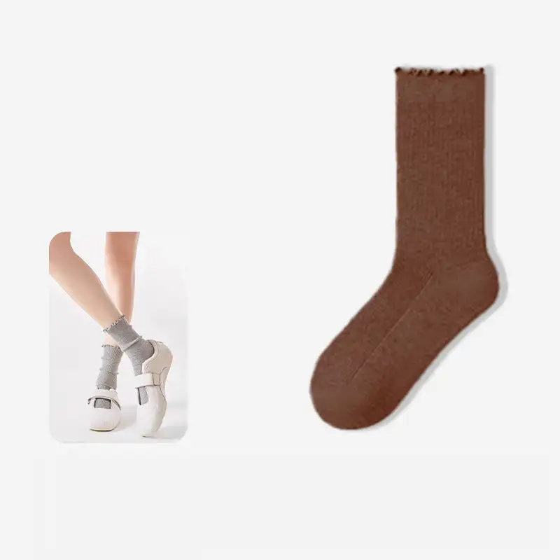 Lettuce Trim Ribbed Slouch Crew Socks
