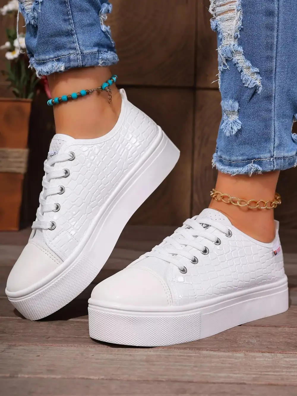 Essential Round Toe Platform Sneakers