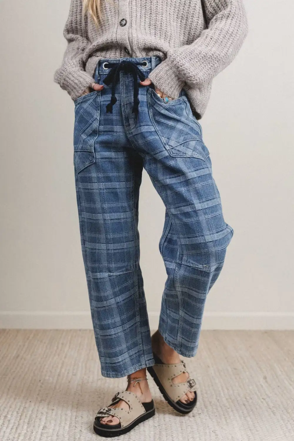 Women's Plaid Denim Grommet Drawstring Waist Ankle Length Jeans