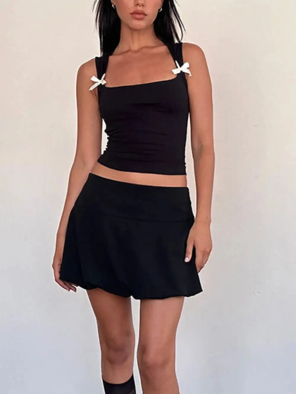Square-Neck Cropped Ribbed Tank Top