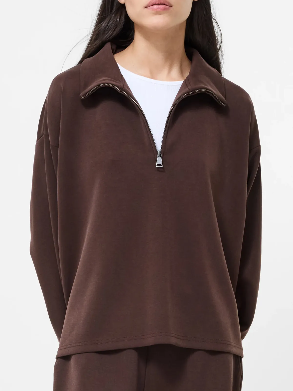 Basic Zip-Neck Sweatshirt With A Lazy Feel