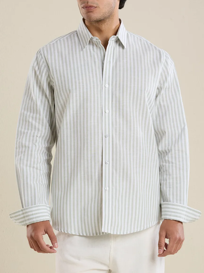 Pinstripe Striped Slim Fit Men's Formal Shirt