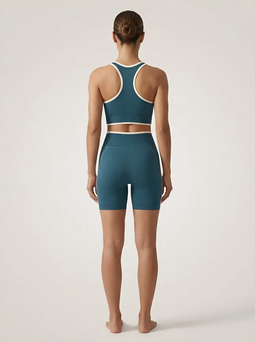 Easy-Wear Seamless Design Street Style Women's Tank Top And Sports Shorts Set