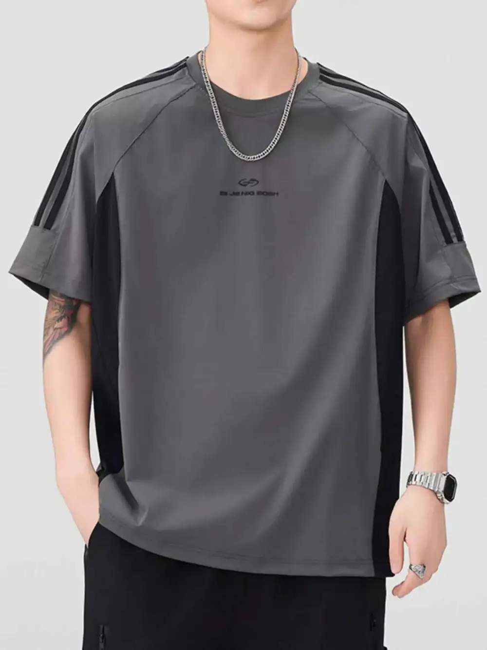 Simple Round Neck Short Sleeve T-Shirt