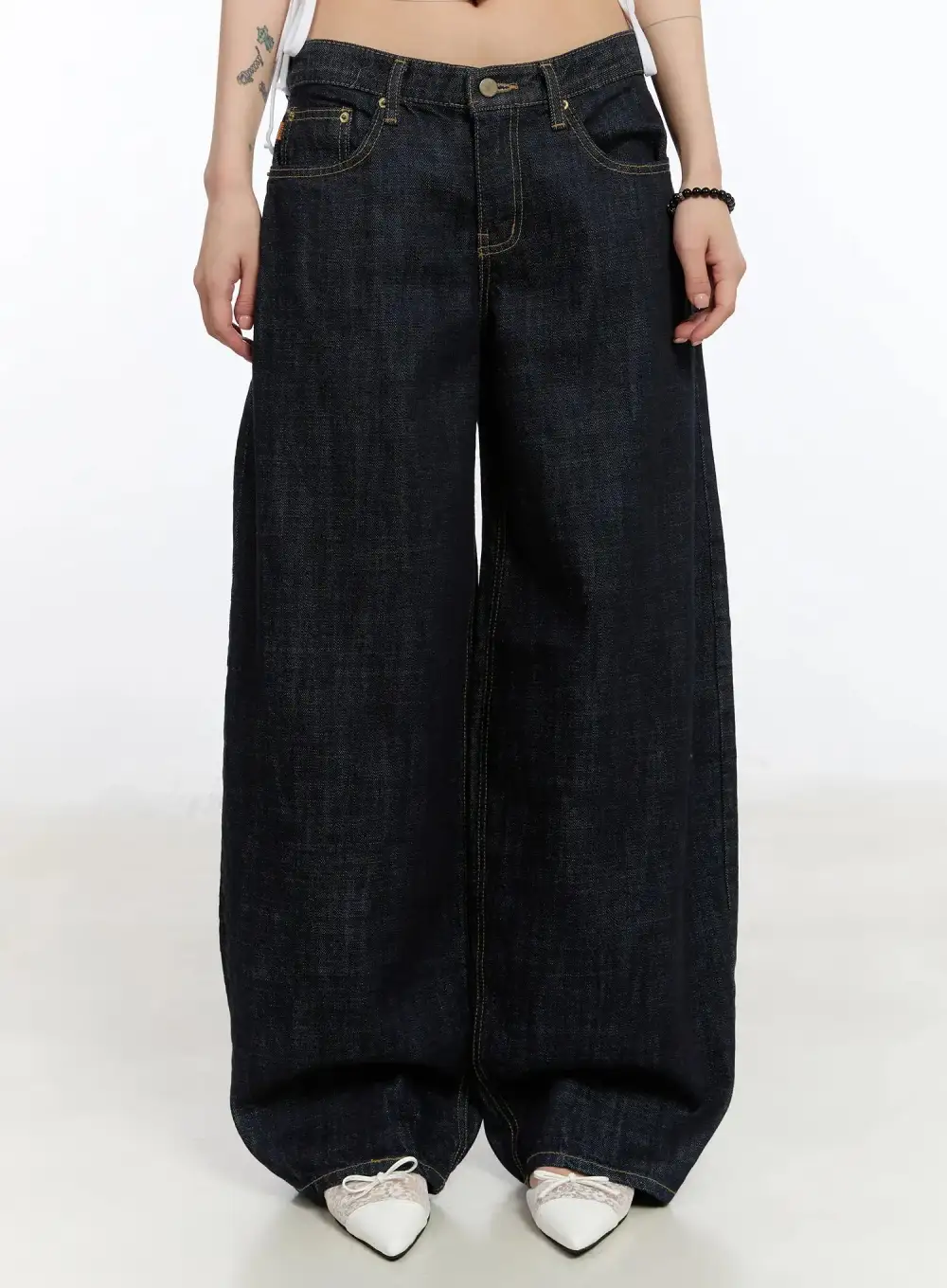 Wide-Fit Pocketed Jeans