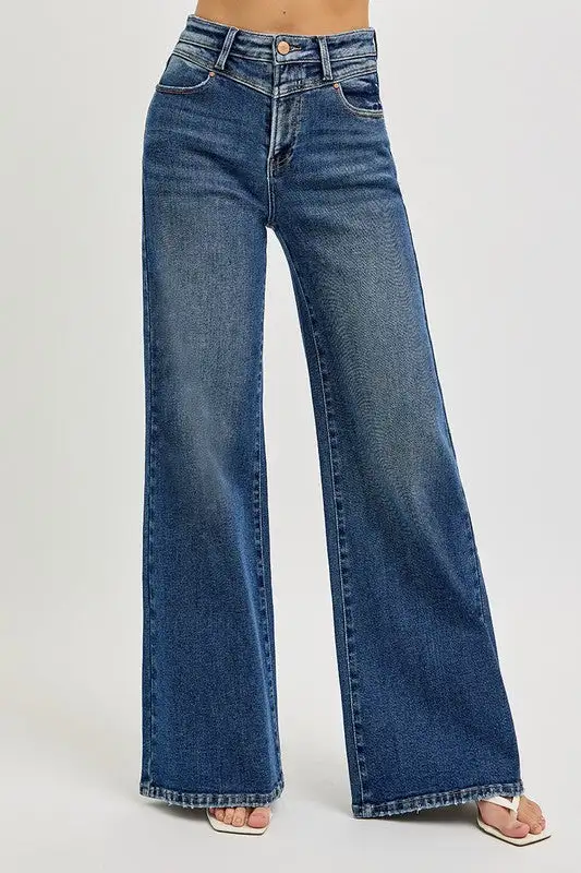 Signature High Rise Jeans