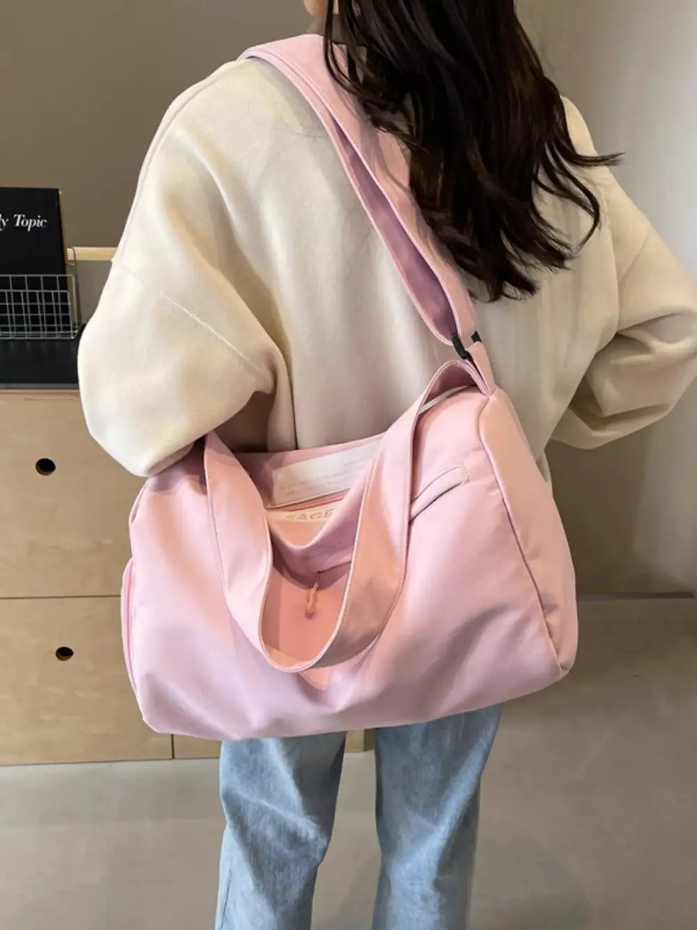 Lightweight Duffel Travel Bag with Adjustable Strap