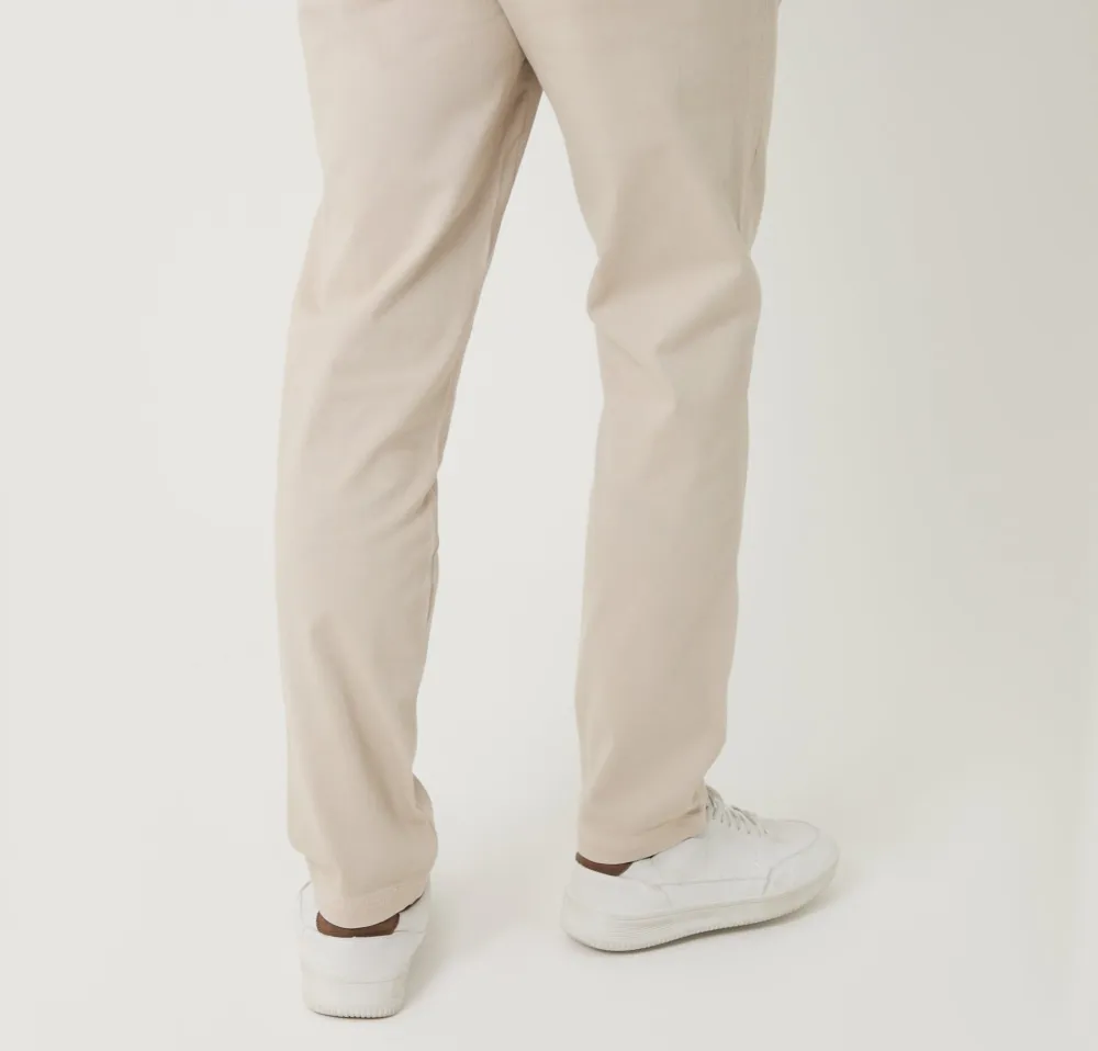 Men's Light Stone Elastic-Waist Chino Pants