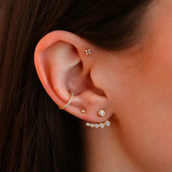 Textured Classic Diamond Earring
