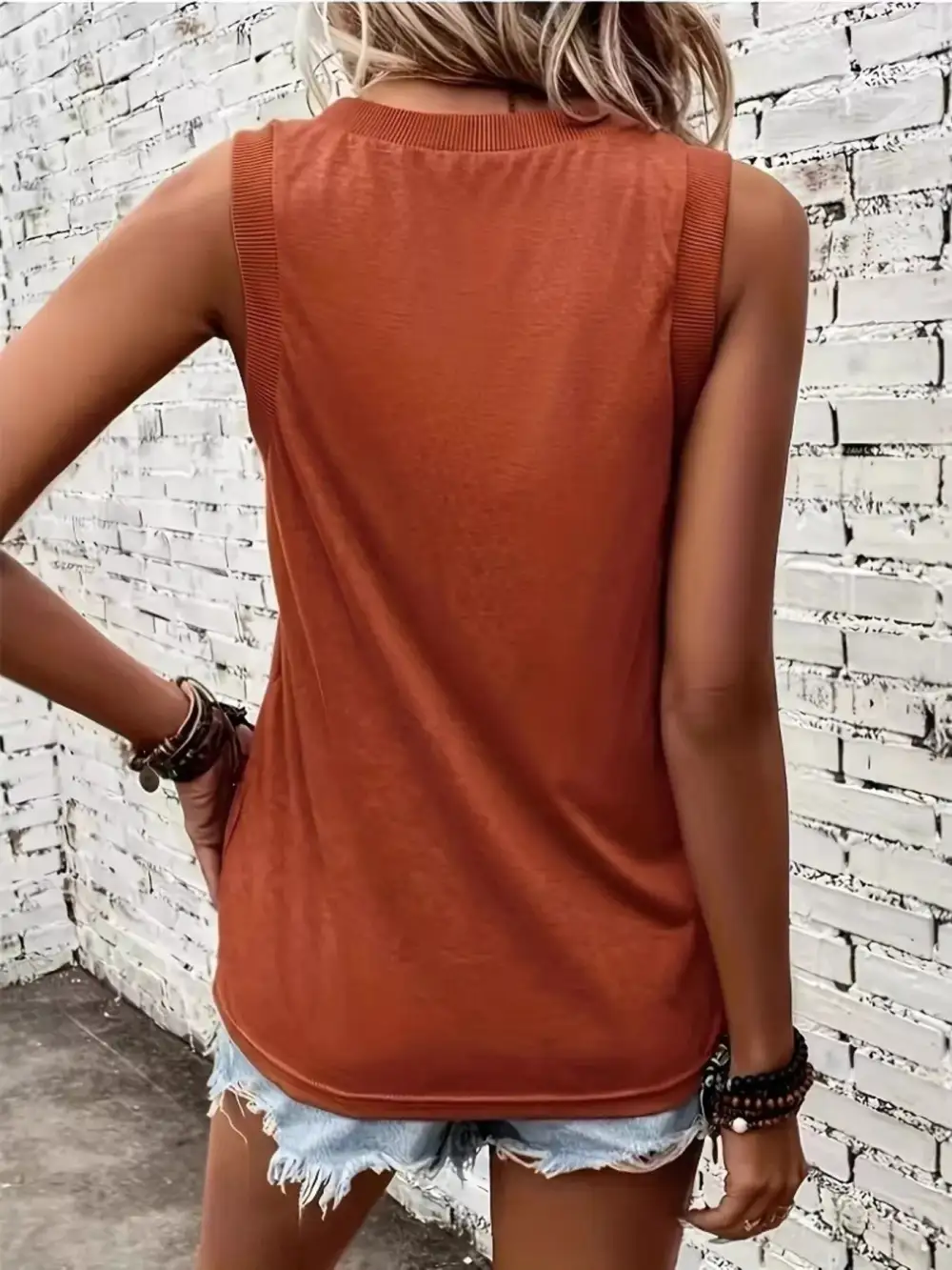 Everyday V-Neck Ribbed Tank Top