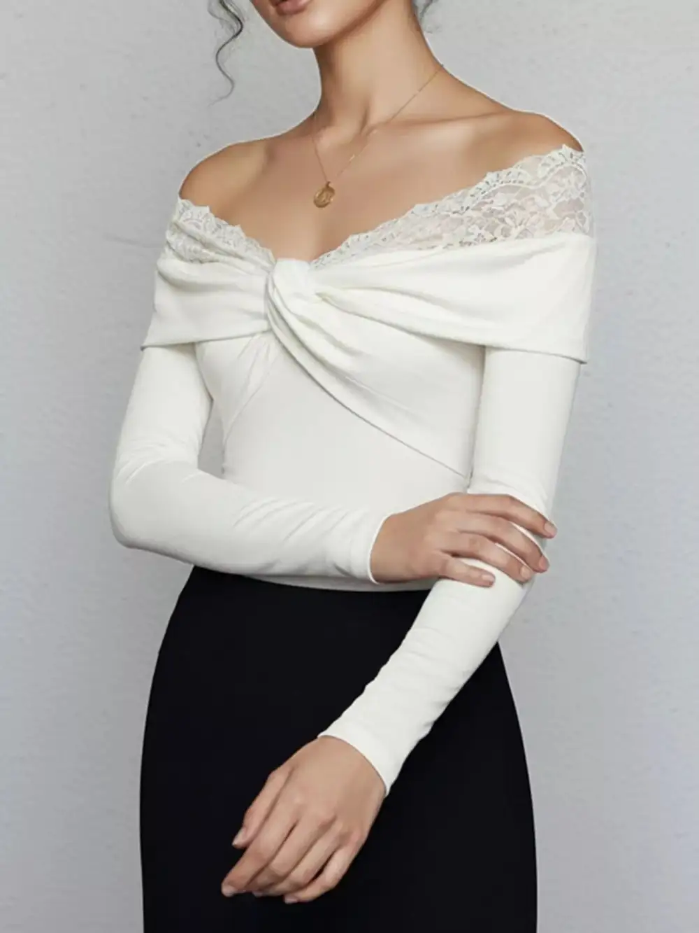 Polyester-Blend Lace Off-Shoulder Long-Sleeve Bodysuit