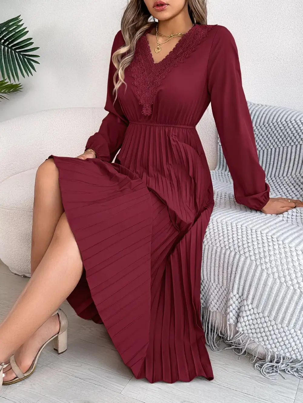 Lace V Neck Pleated Dress Casual