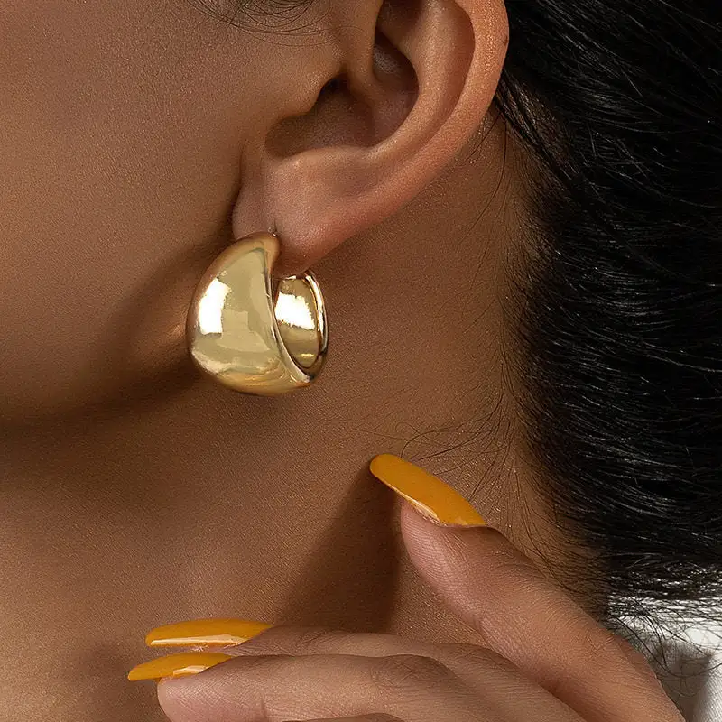 C-Shaped Metal Hoop Earrings