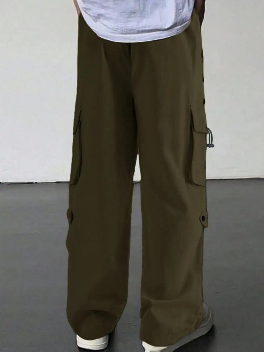 Modern Men's Loose Fit Cargo Pants