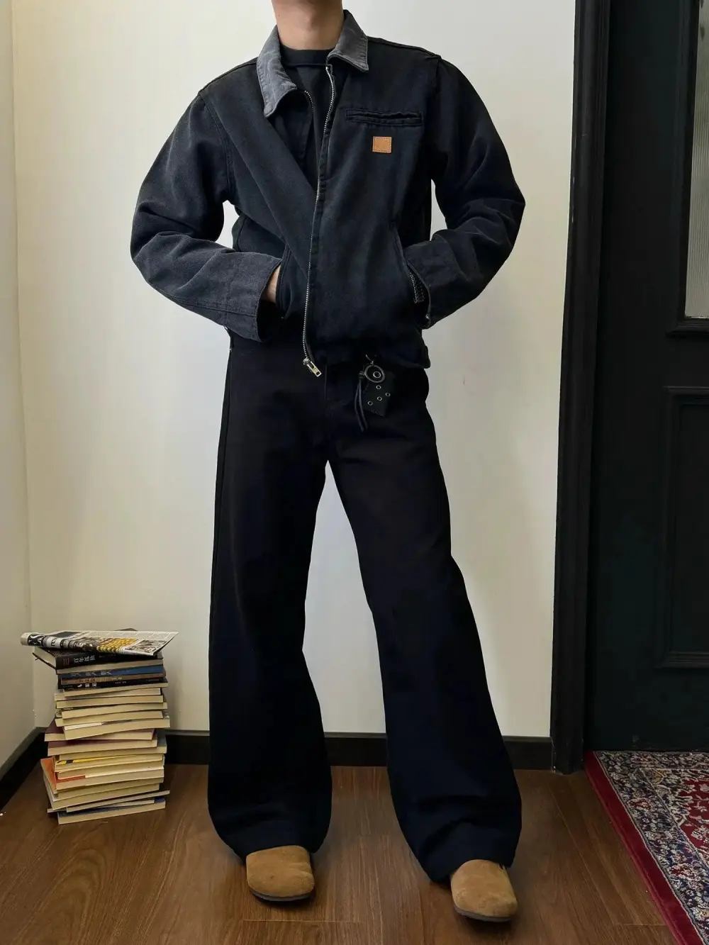 Solid Relaxed Straight Leg Jeans