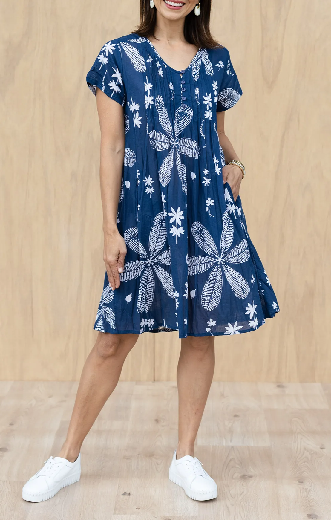 Above-Knee Floral Cotton Button-Front Pocket V-Neck Short-Sleeve Dress