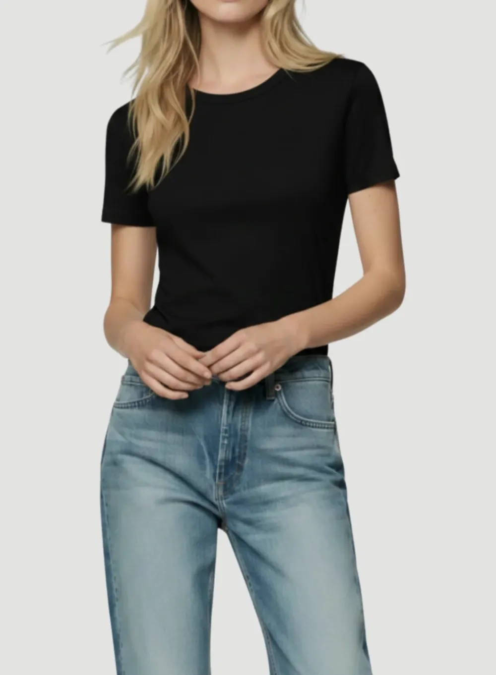 Fitted Crew Neck Short Sleeve Sweater