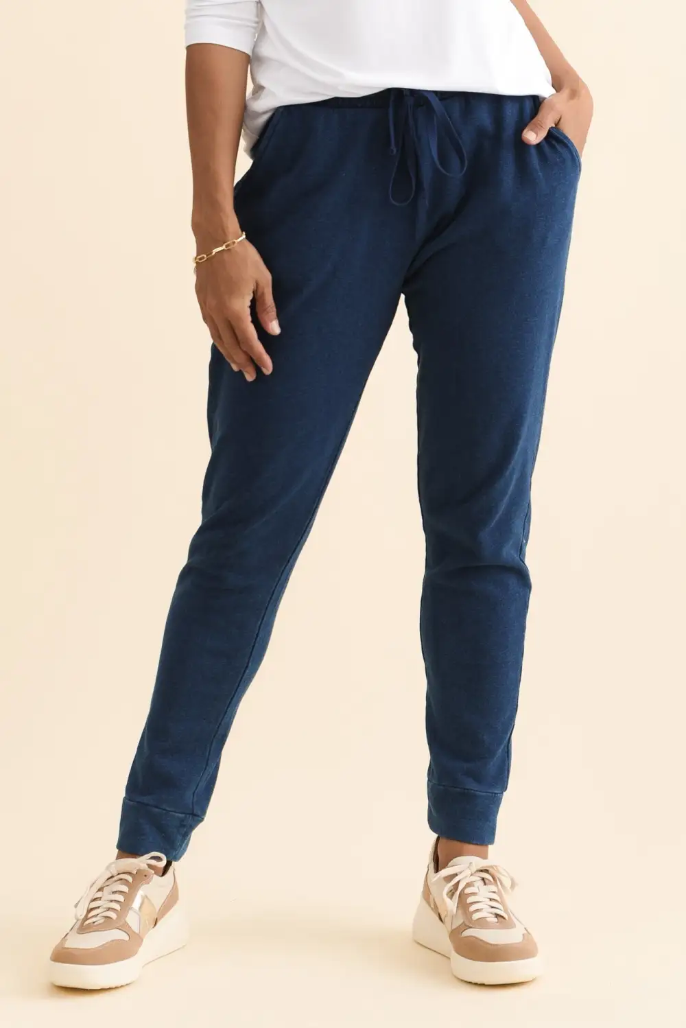 Tapered Mid Rise Drawstring Sweatpants