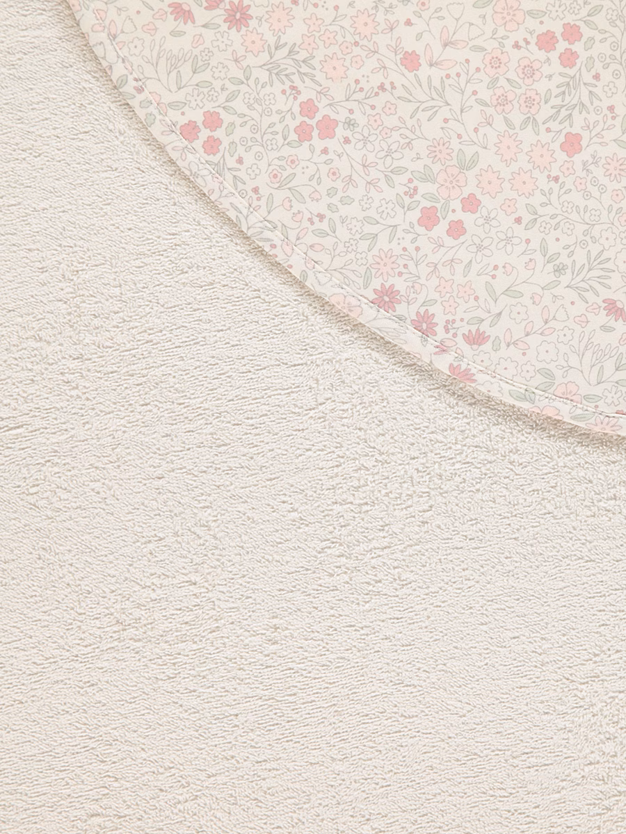 Neutral Ditsy Floral Hooded Towel detail 2