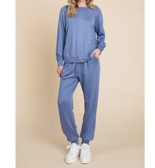 Everyday Super Lady Round Neck Raglan Sleeve Top and Pants Lounge Set