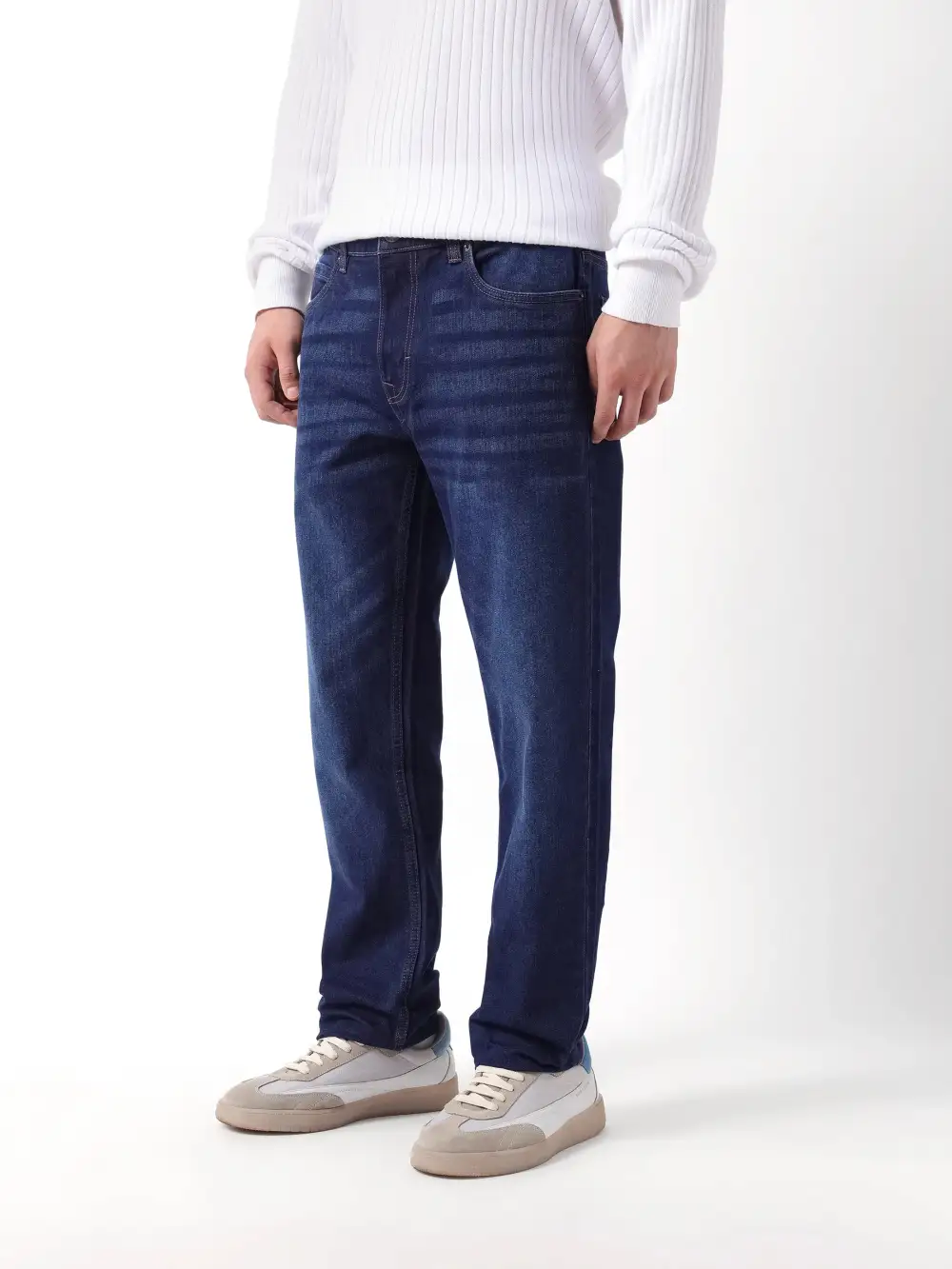Layer Friendly Stretch Pocket Cotton Jeans
