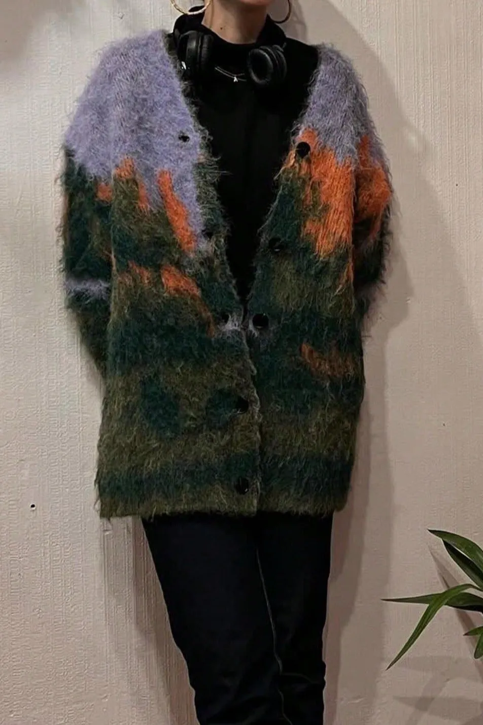 Knit Relaxed V-Neck Cardigan